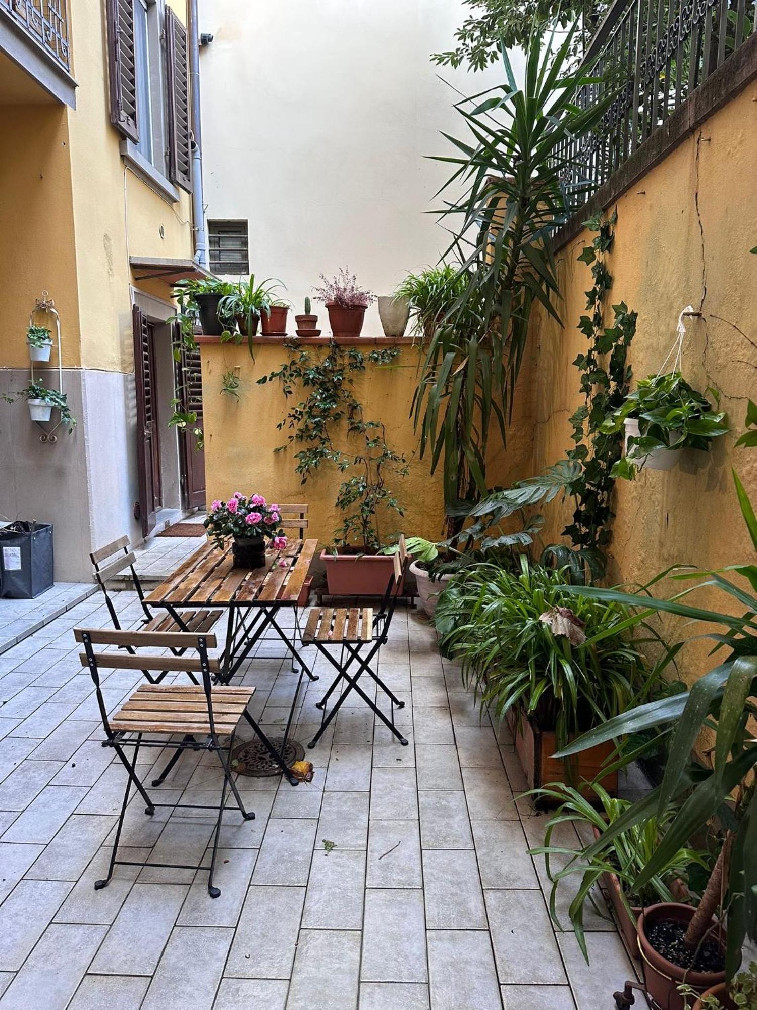 One-Bedroom Apartment With Patio Firenze Eksteriør bilde